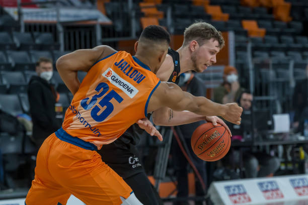 打破工资架 打破工资架